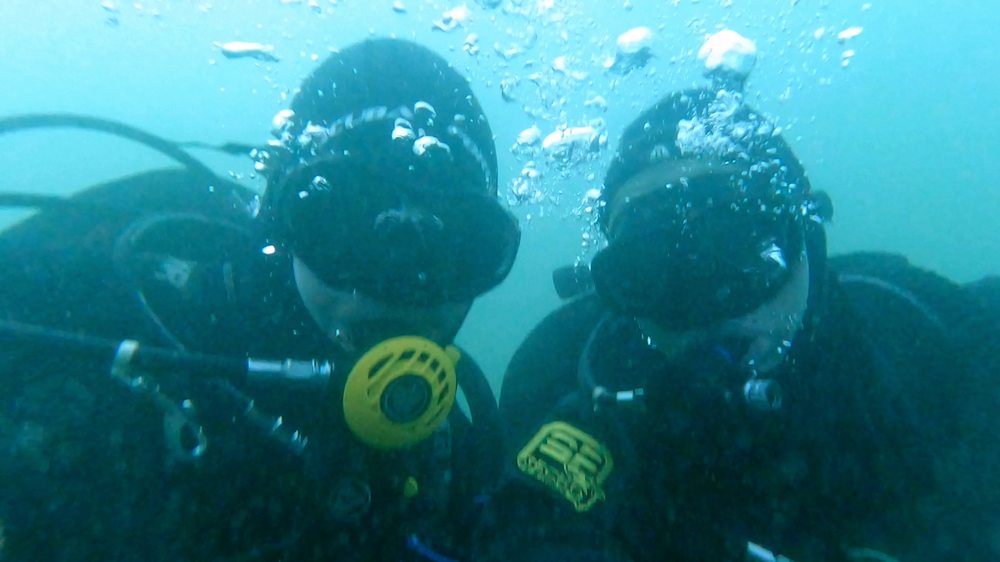 Nebeneinander unter Wasser